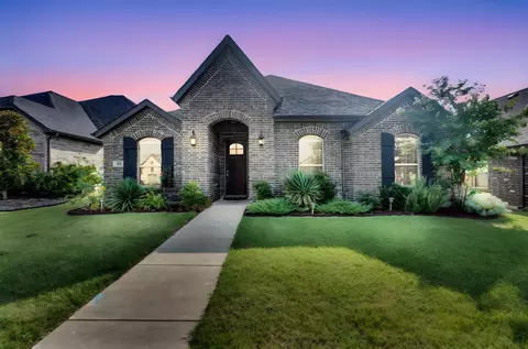 88 River Oaks Blvd, Waxahachie, TX 75165