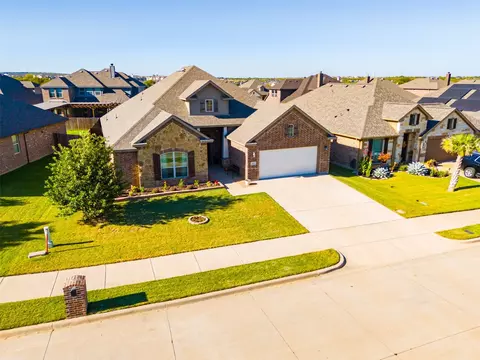 1772 Laramie Ln, Burleson, TX 76028