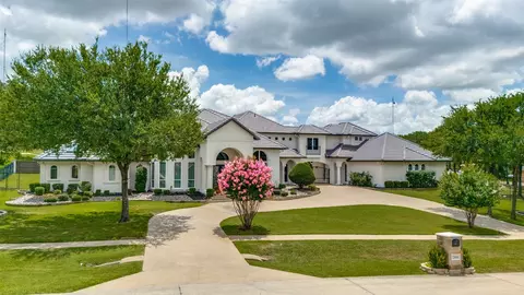 2114 Holly Ridge Ct, Cedar Hill, TX 75104