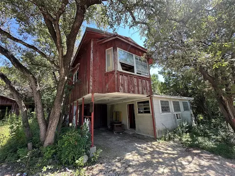110 Fox Dr, Whitney, TX 76692