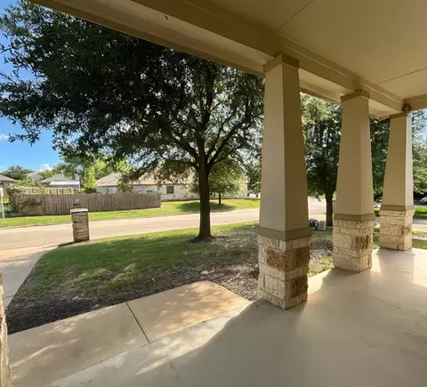 Exterior - 4208 Brookhaven Dr, Temple, TX 76504 photo 6 of 10
