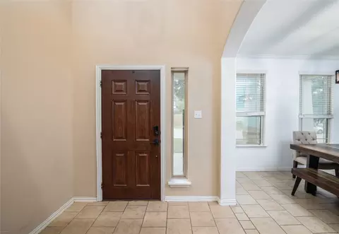 Entry Way - 4208 Brookhaven Dr, Temple, TX 76504 photo 2 of 5