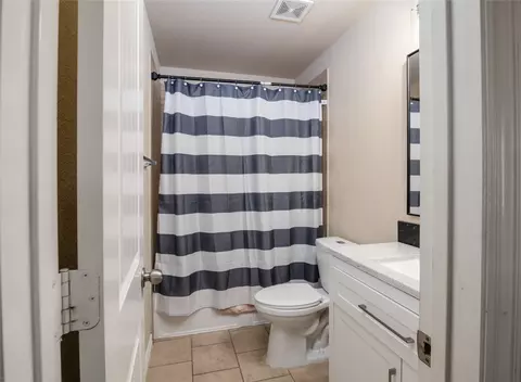 Bath - 4208 Brookhaven Dr, Temple, TX 76504 photo 3 of 3