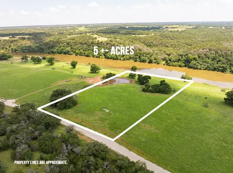 2109 River Shoals Rd, Mineral Wells, TX 76067
