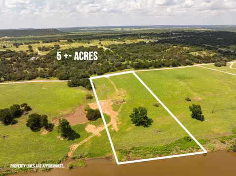 2105 River Shoals Rd, Mineral Wells, TX 76067