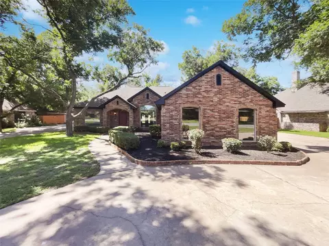 9021 Monticello Dr, Granbury, TX 76049