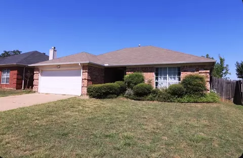 4201 Highgrove Dr, Arlington, TX 76001