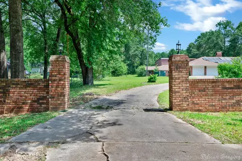 8344 Odom Rd, Greenwood, LA 71033