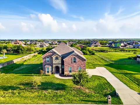 3340 Jaycee Dr, Midlothian, TX 76065