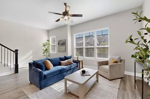 294 Ferndale St, Lewisville, TX 75067