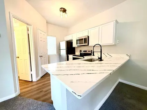 901 Glenn Crossett St, Arlington, TX 76010