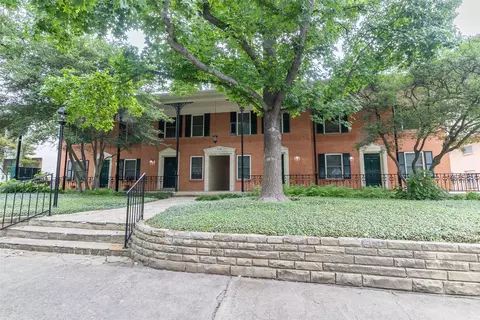 4704 Abbott Ave #104, Highland Park, TX 75205