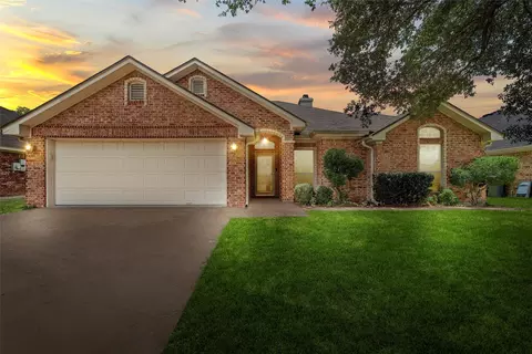 2716 Cherokee Ln, Waco, TX 76712