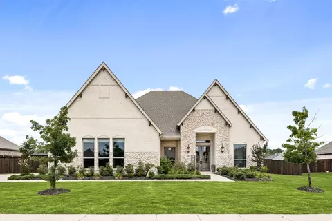 608 Stonehollow Dr, Shady Shores, TX 76208