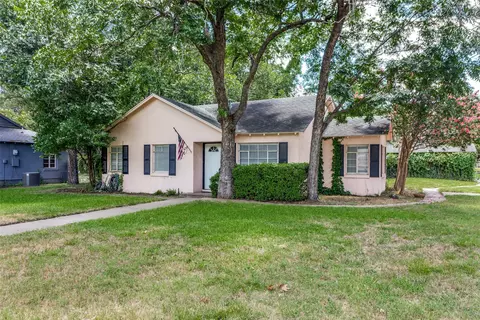 600 Schieme St, River Oaks, TX 76114