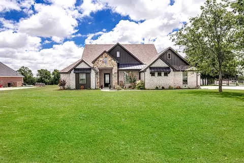 6016 Bella Terra Ln, Godley, TX 76044