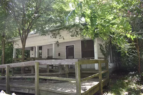 630 9th St SE, Paris, TX 75460