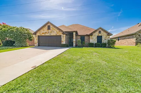 416 Autumn Trl, Royse City, TX 75189