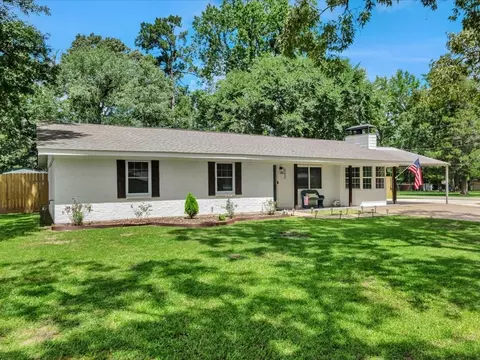 222 Beechnut Cir, Lufkin, TX 75904