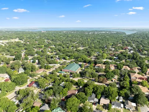 View/Area - 3817 Leland Ave, Waco, TX 76708 photo 2 of 6