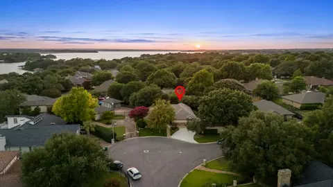 8541 Woodlake Cir, Fort Worth, TX 76179