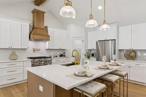 140 Cedarcrest Ln, Double Oak, TX 75077
