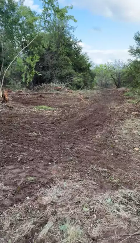 630 Mill Rd, Springtown, TX 76082 photo 6