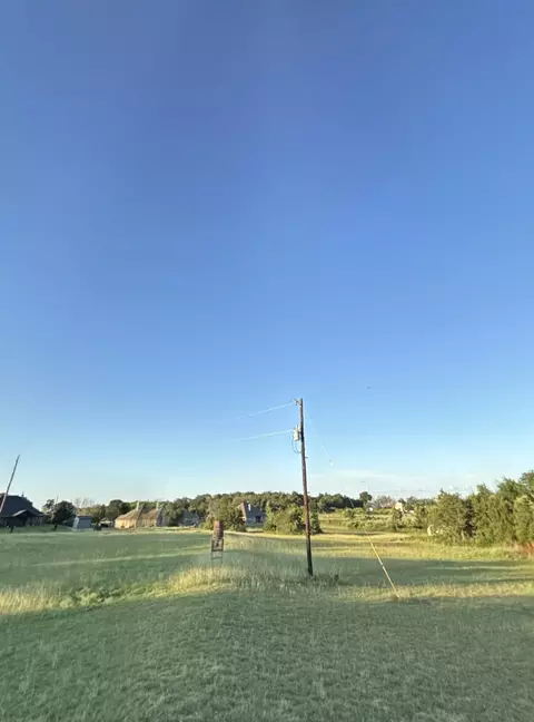 630 Mill Rd, Springtown, TX 76082 photo 8