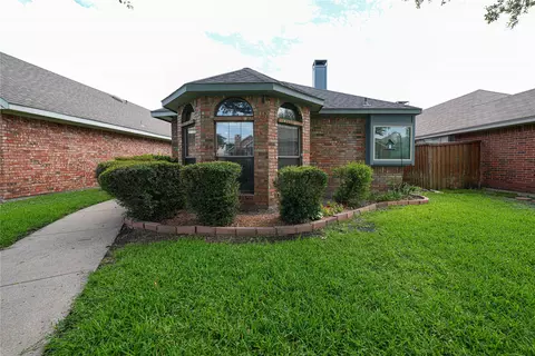 2016 Greenview Dr #A, Carrollton, TX 75010