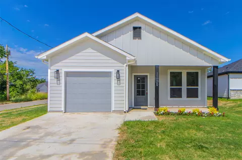 1130 Edgar St, Greenville, TX 75401