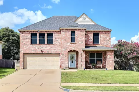 7211 Port Phillip Dr, Arlington, TX 76002