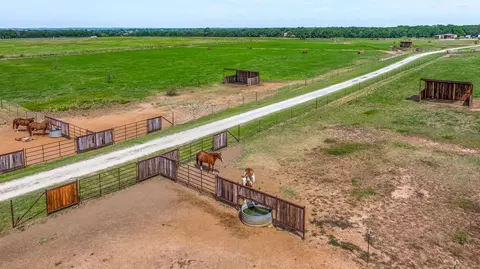 3310 Coy Ln, Granbury, TX 76048