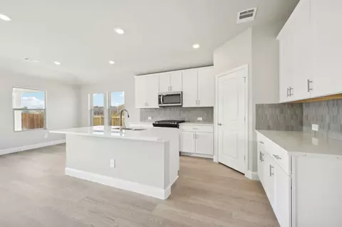 1109 Emberwood Dr, Mckinney, TX 75069