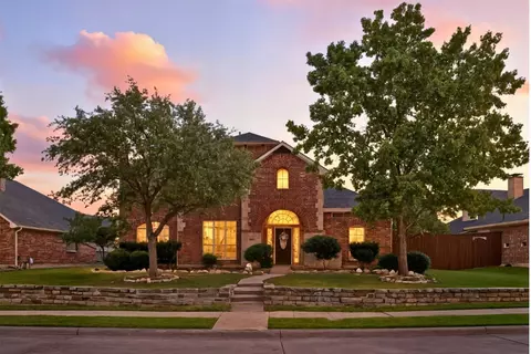 2040 Chisholm Trl, Frisco, TX 75033