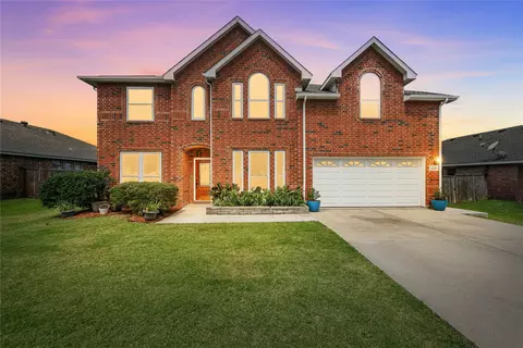 3521 Crisoforo Dr, Denton, TX 76207