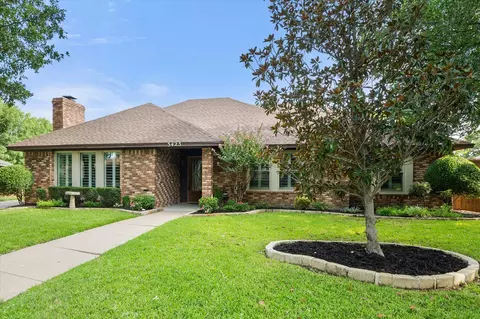 5423 Dana Point Dr, Arlington, TX 76017