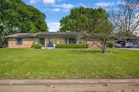 140 Spruce St, Van, TX 75790