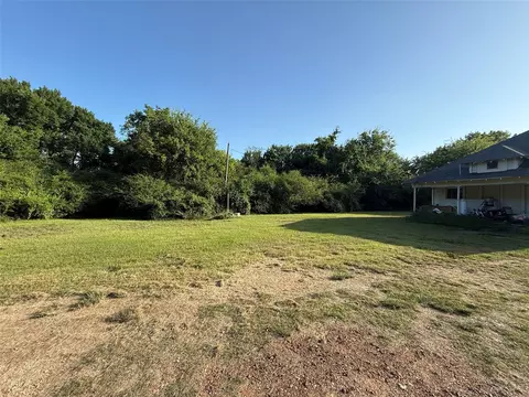 Exterior - 877 Farm Road 900 N, Saltillo, TX 75478 photo 11 of 11