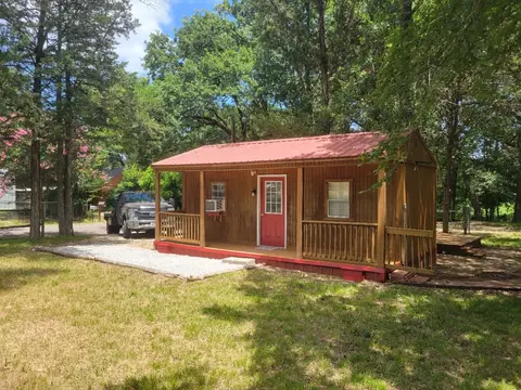 100 Oxford Dr, Gordonville, TX 76245
