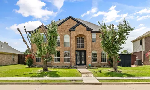 4016 Creek Valley Blvd, Carrollton, TX 75010