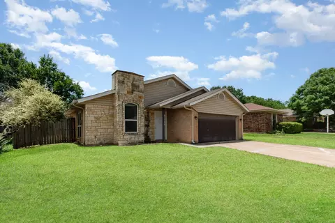 Exterior - 6548 Westridge Dr, Watauga, TX 76148 photo 2 of 4