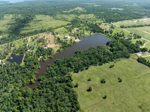 2851 County Road 33900, Powderly, TX 75473