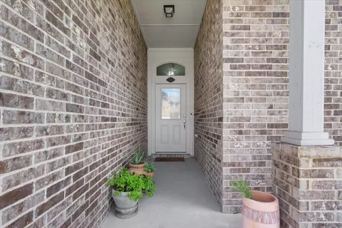 Entry Way - 2905 Beutel Rd, Lorena, TX 76655 photo 1 of 4