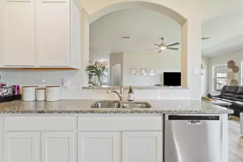 Entry Way - 2905 Beutel Rd, Lorena, TX 76655 photo 4 of 4