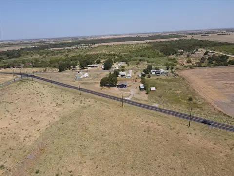 16531 Fm 455 E, Pilot Point, TX 76258 photo 5