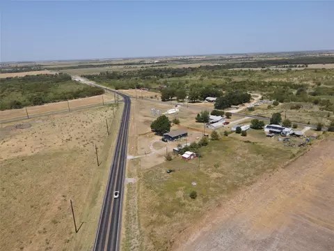 16531 Fm 455 E, Pilot Point, TX 76258 photo 11