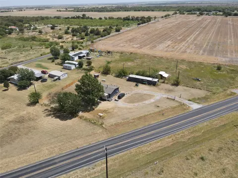 16531 Fm 455 E, Pilot Point, TX 76258 photo 3
