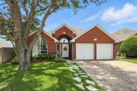 4520 Cave Creek Ct, Fort Worth, TX 76137