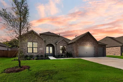 1345 Benjamin Trl, Van Alstyne, TX 75495