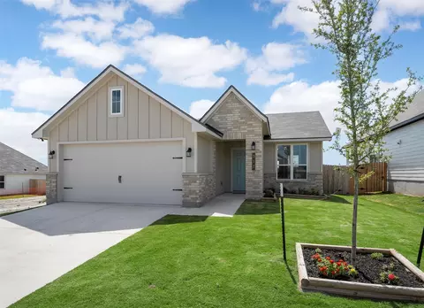317 State Loop, Troy, TX 76579